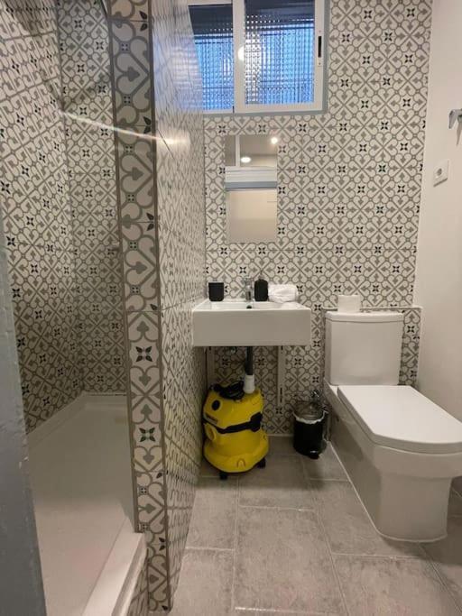 New Piso Centrico 7Pax A 2 Min Andando De Gran Via Apartamento Madrid Exterior foto